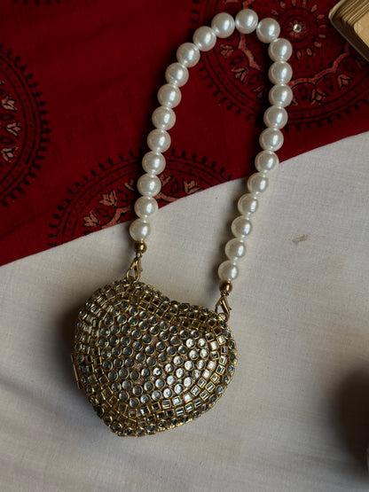 Kundan Heart Clutch(Pearl Chain)