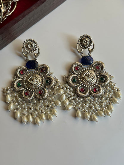 Gul Danglers