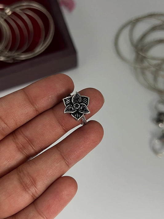 Toe Ring Design - 14