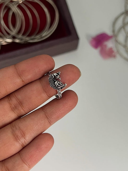 Toe Ring Design - 8