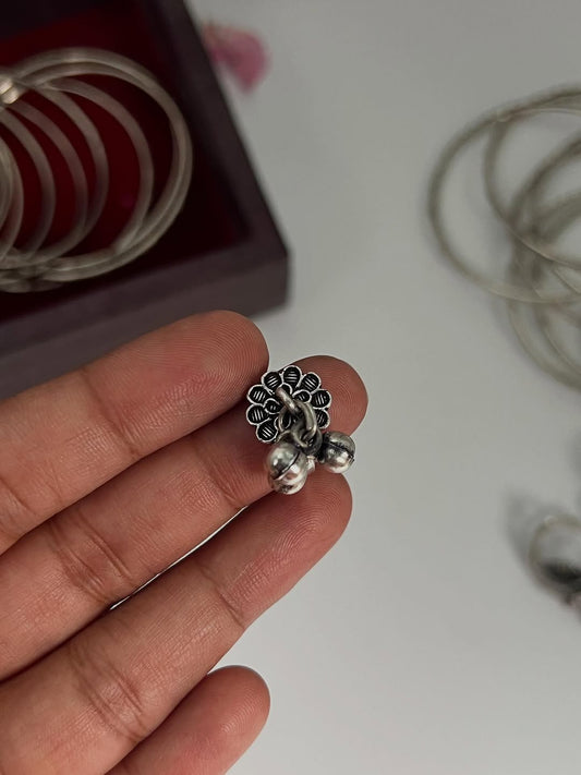 Toe Ring Design - 18