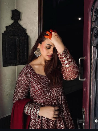 Dilraag Earrings