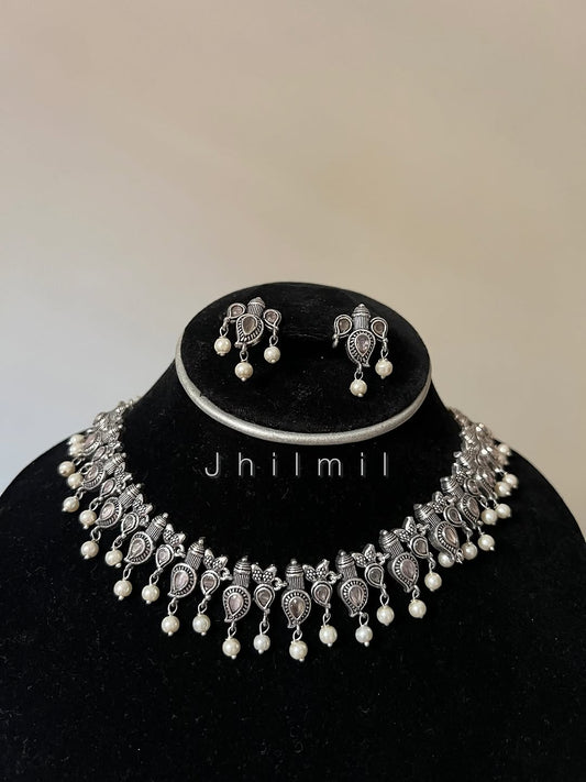 Keri Choket Set