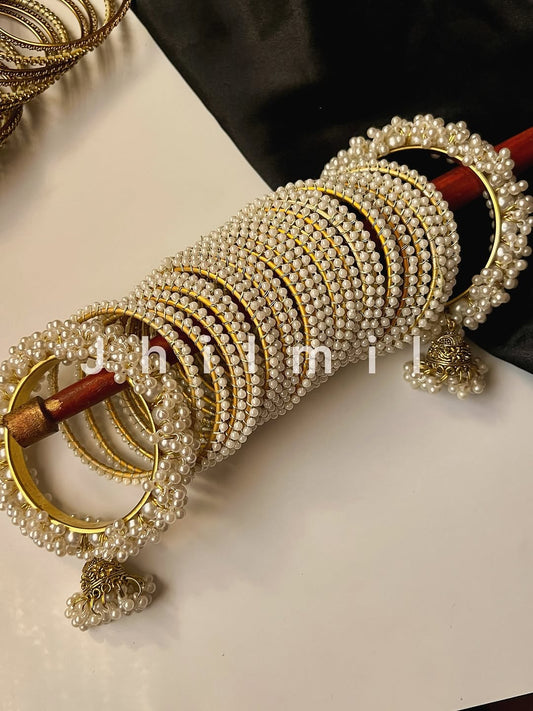 Gajra Moti Bangles Set