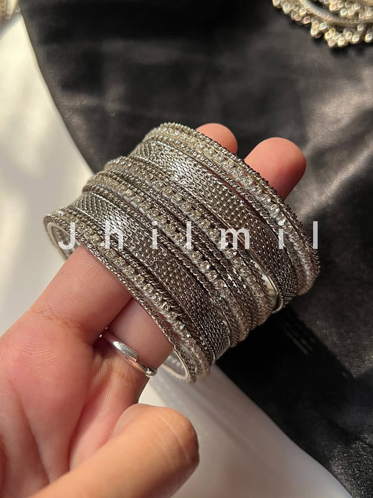 Jahaan Bangles set