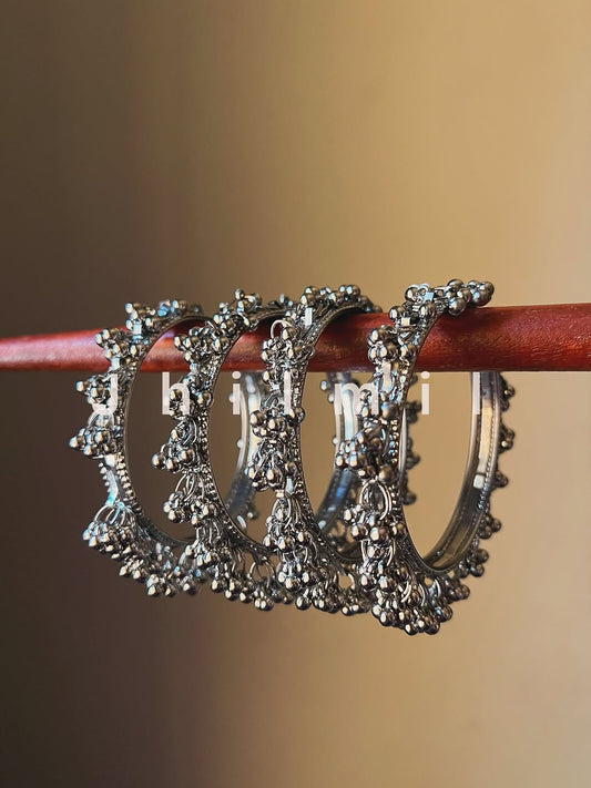 Zeenat Bangles set