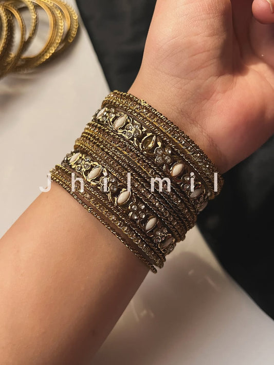 Golden Naqsh Bangles Set