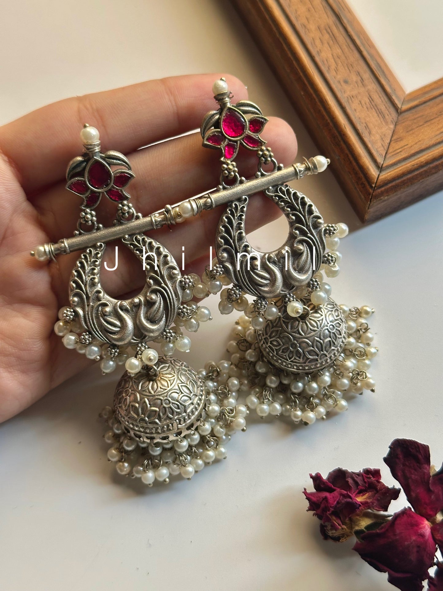 Mehbooba Jhumka