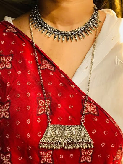 Long Triangle Carved pendant mala