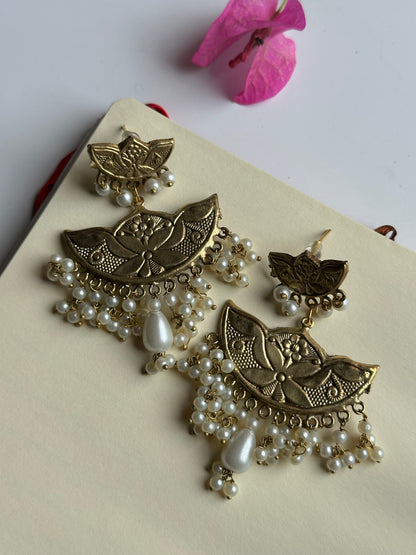 Pankhuri Earrings