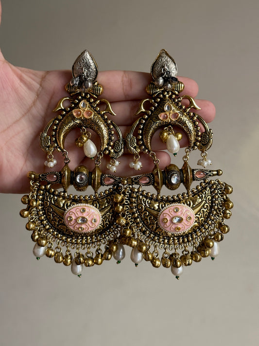 Anika Danglers