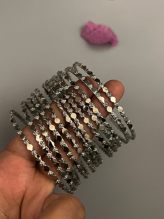 Silver Jugnu Bangles set