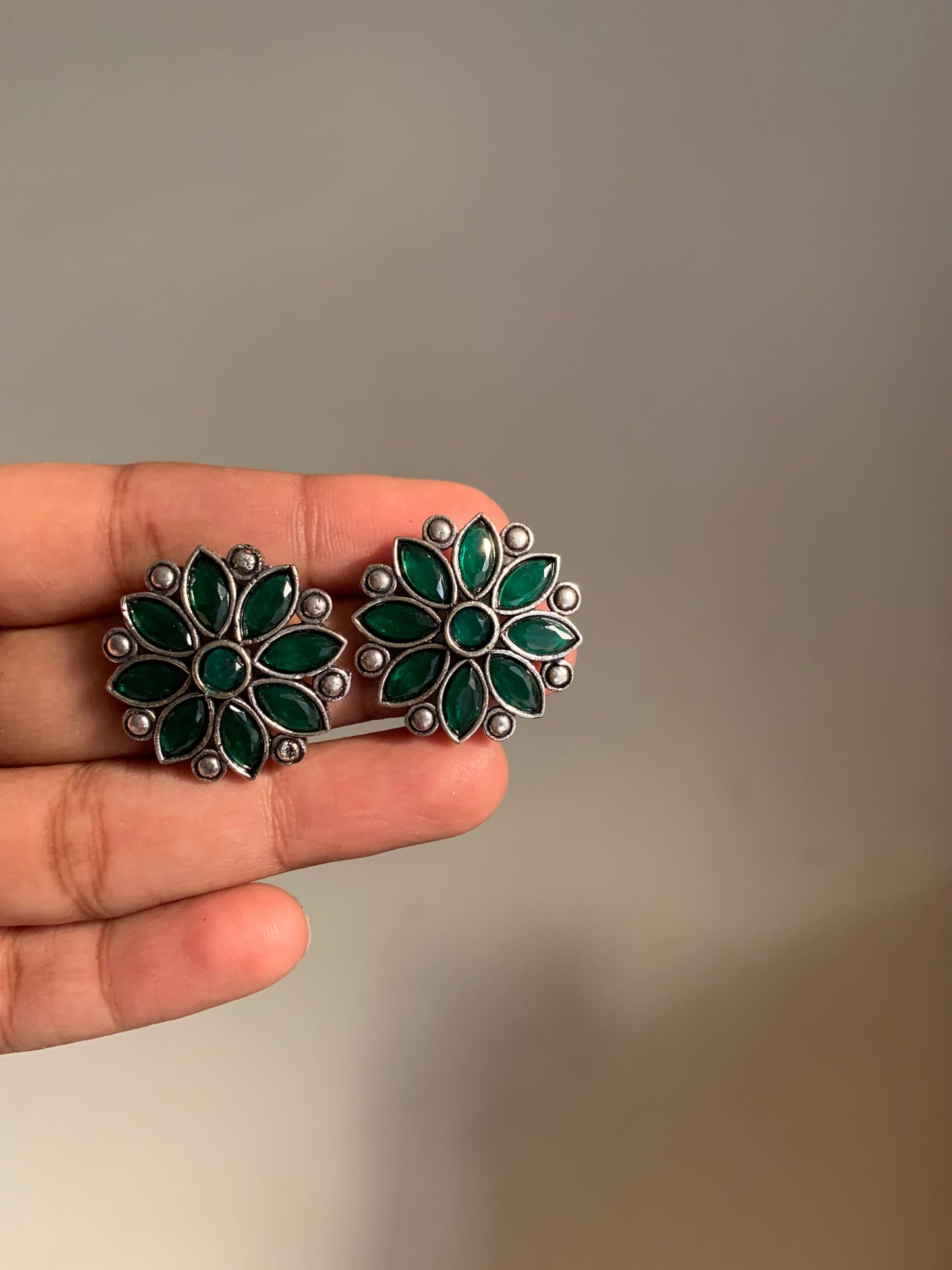 Phool Oxidized studs