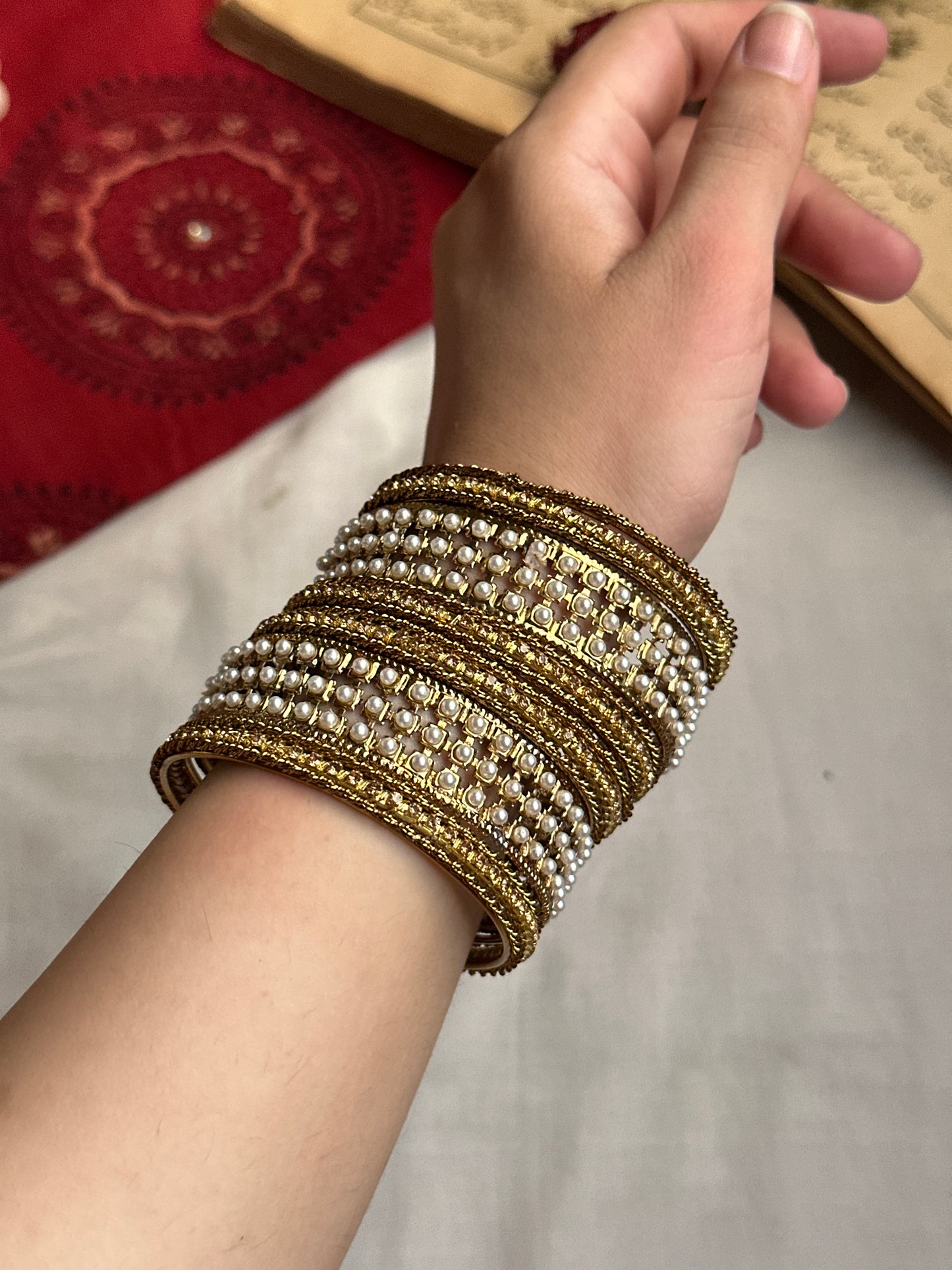 Kashish Bangles Set