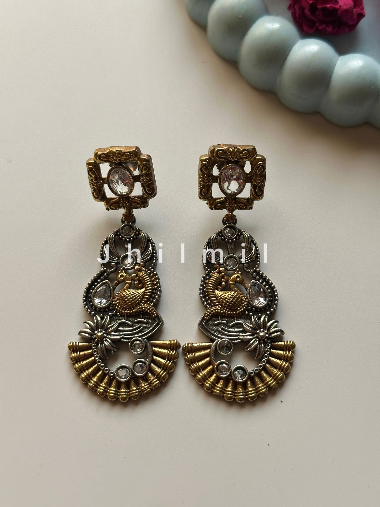 Zarish Dual Tone Earrings