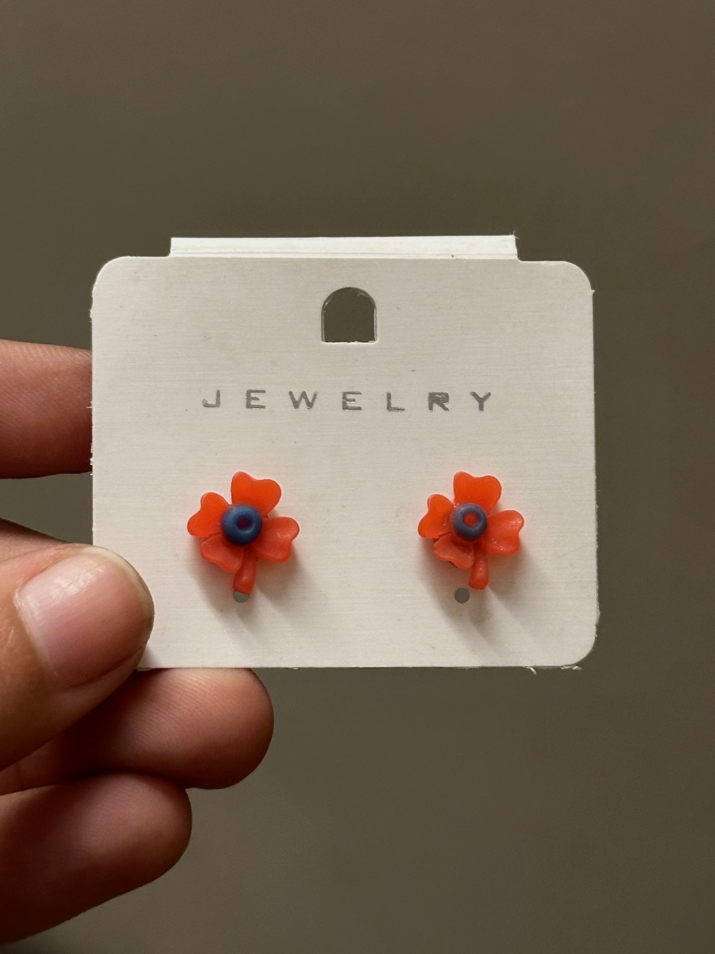 Flower Stud Design 6