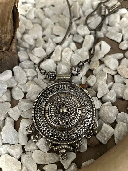 Round Pendant Design 2