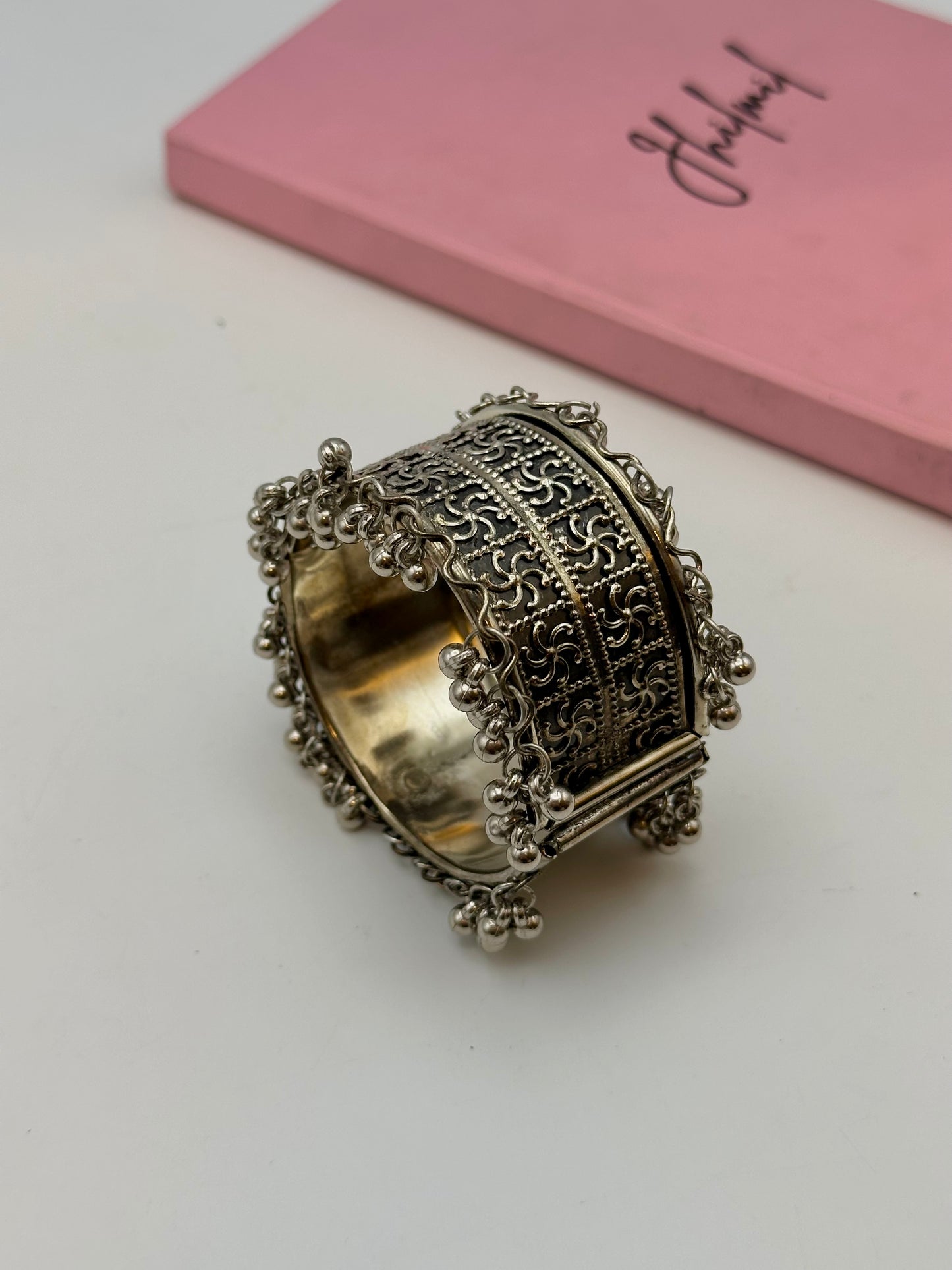 Eid Oxidized Handcuff