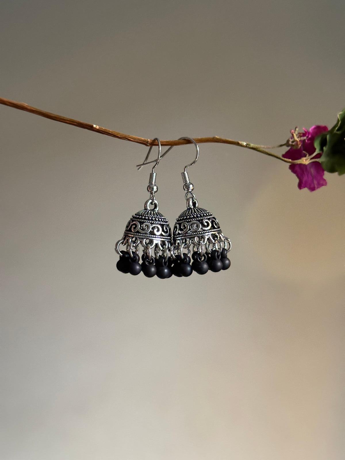 Haya Jhumki (9 Colors)