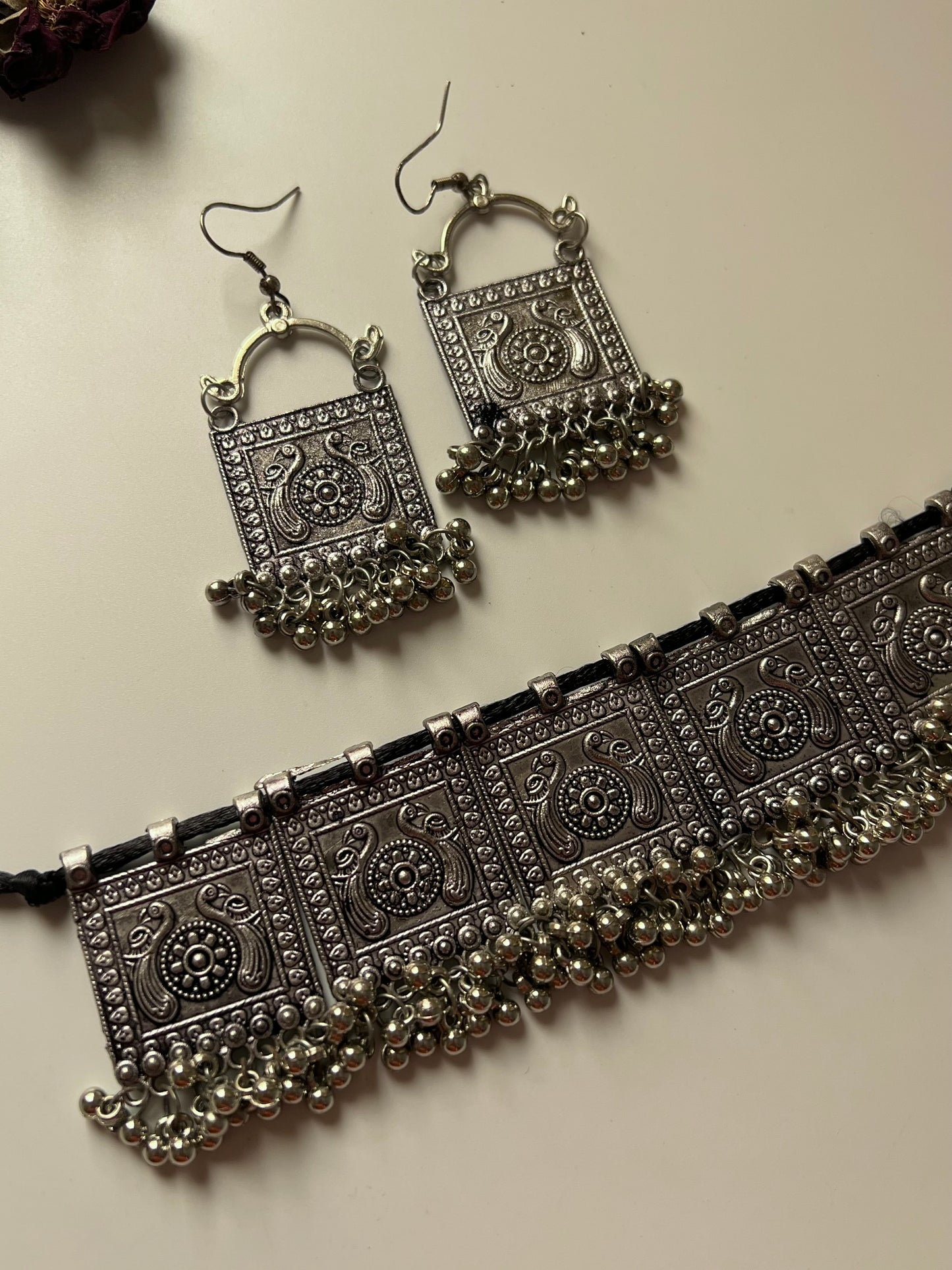 Square Dori Choker set