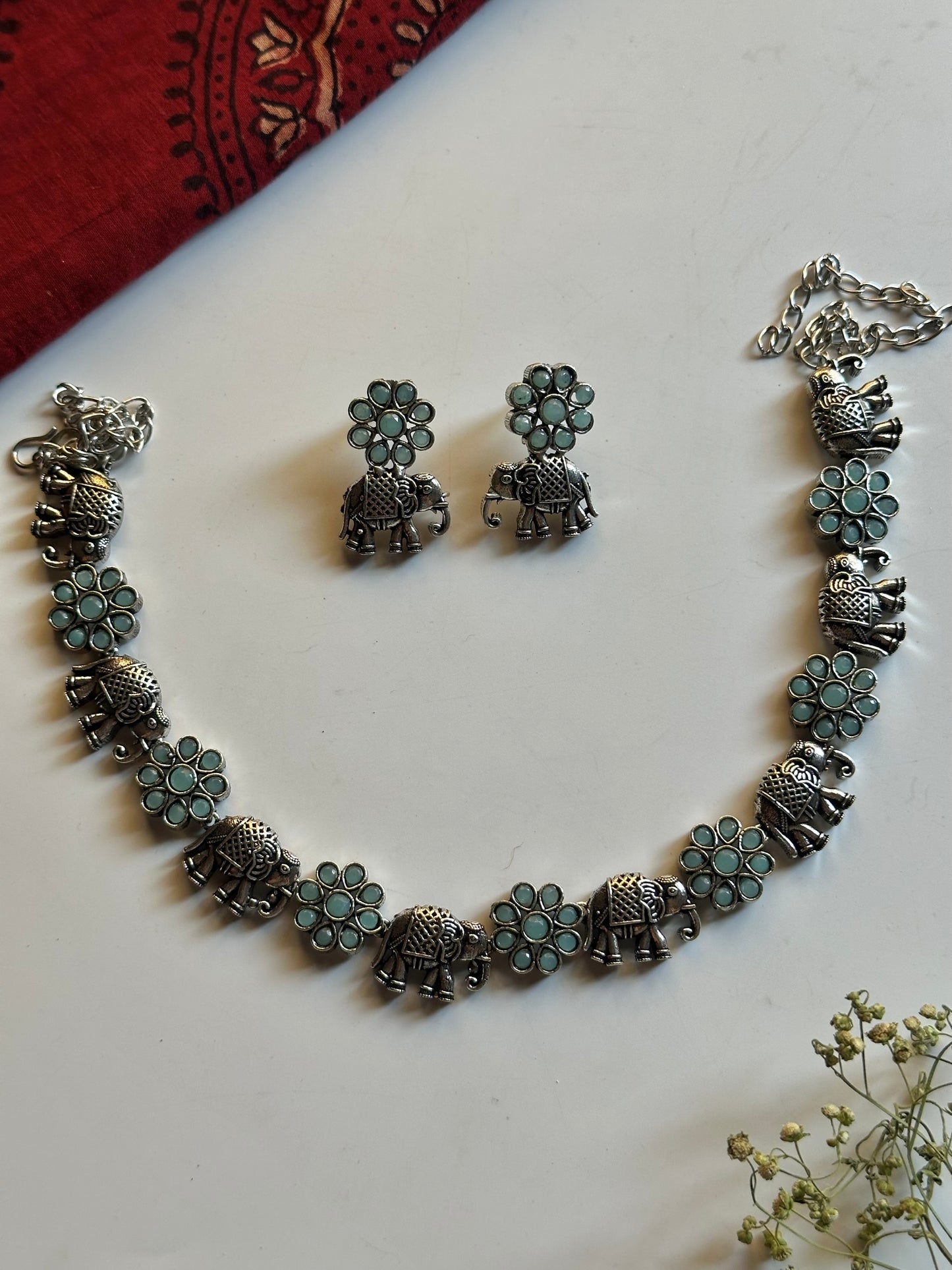 Hathi x Phool Choker Set