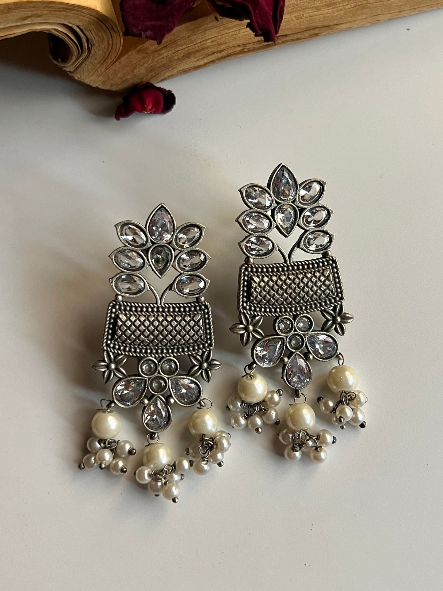 Shajar Ear Candy