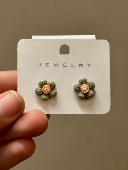 Flower Studs Design 3
