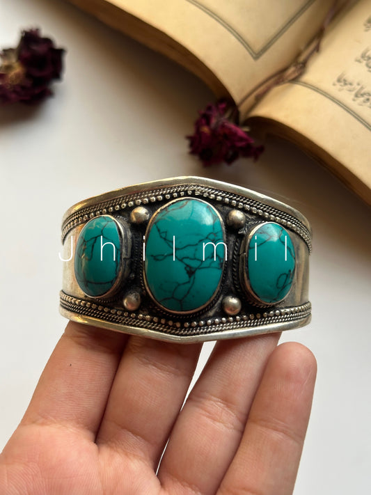 Vintage Metal Handcuff -3