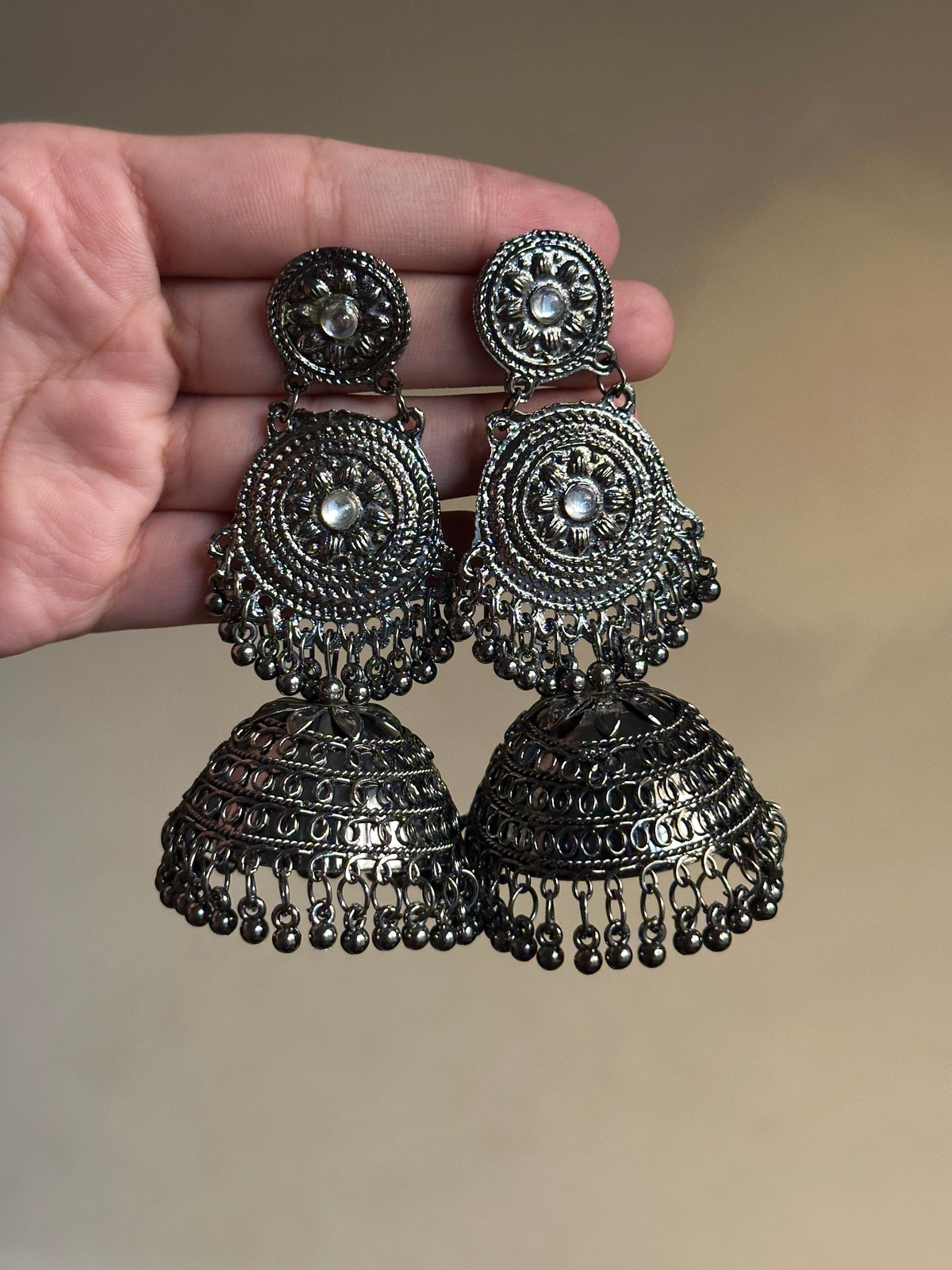 Sanaya Jhumka