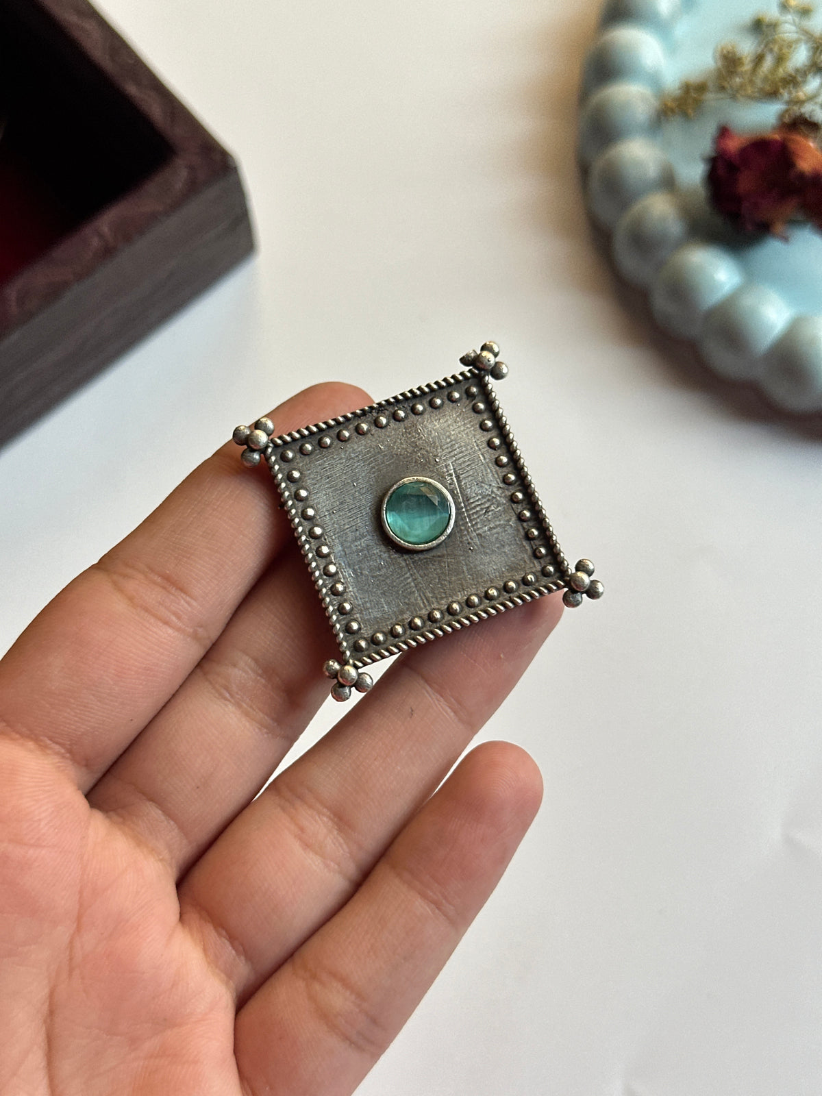 Chaar Bagh Ring (7 Colors)