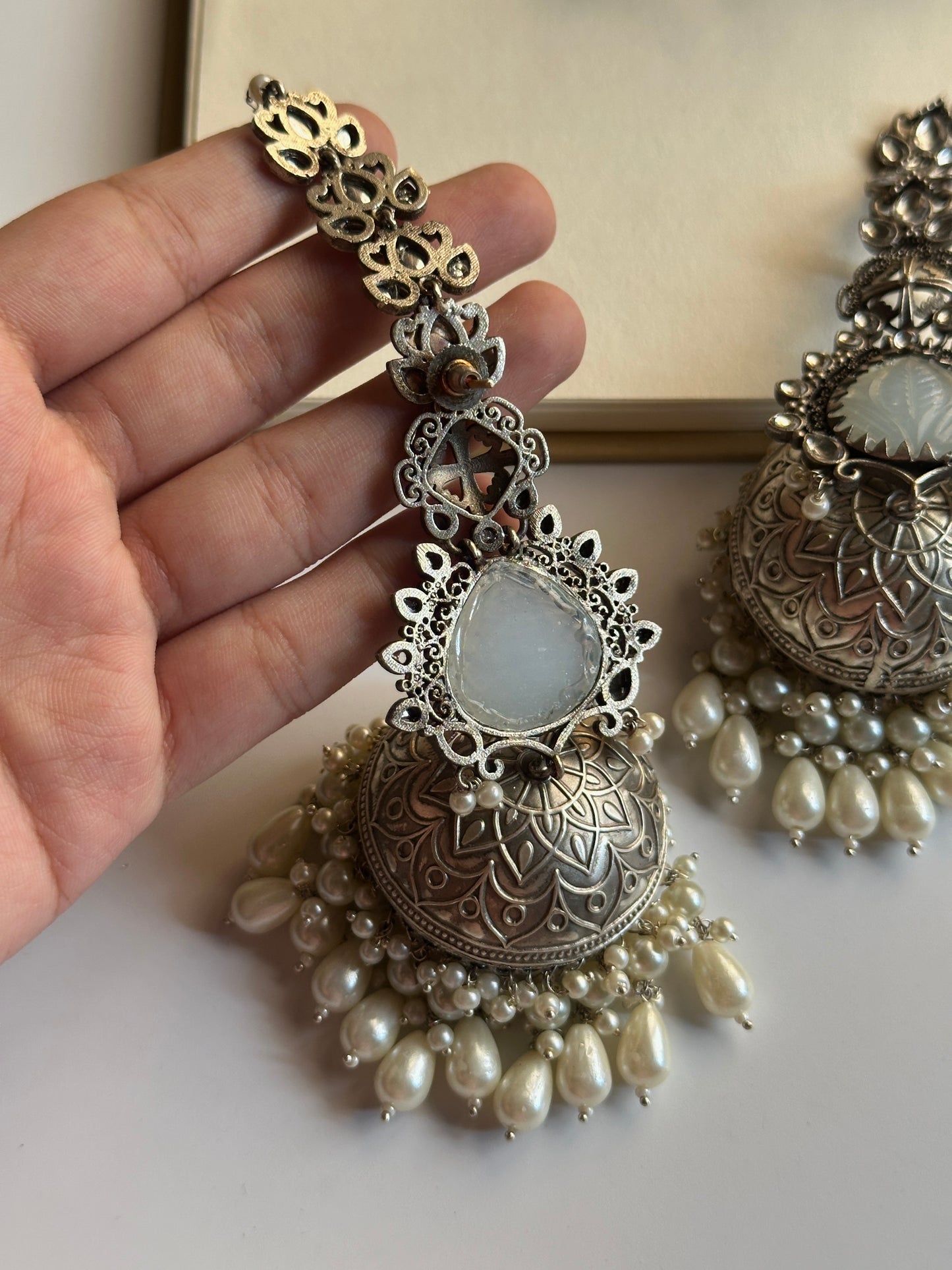 Sarosh Sahara Jhumka