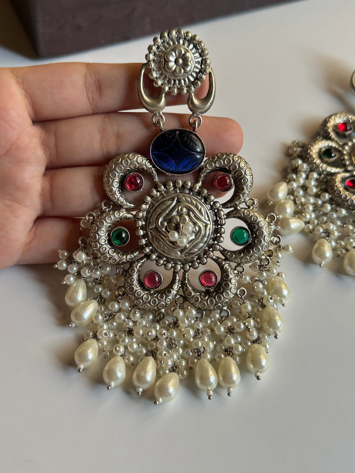 Gul Danglers