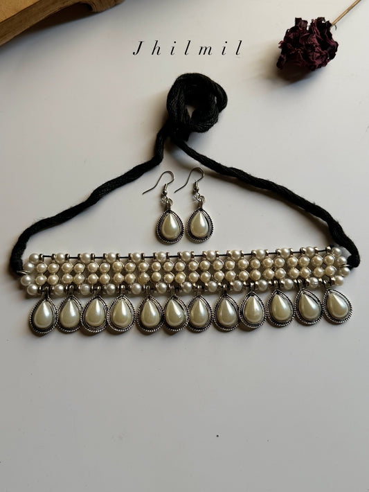 Kiara Pearl dori Choker