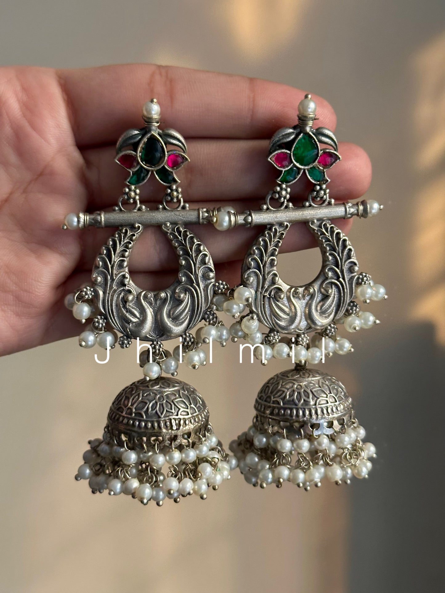 Mehbooba Jhumka