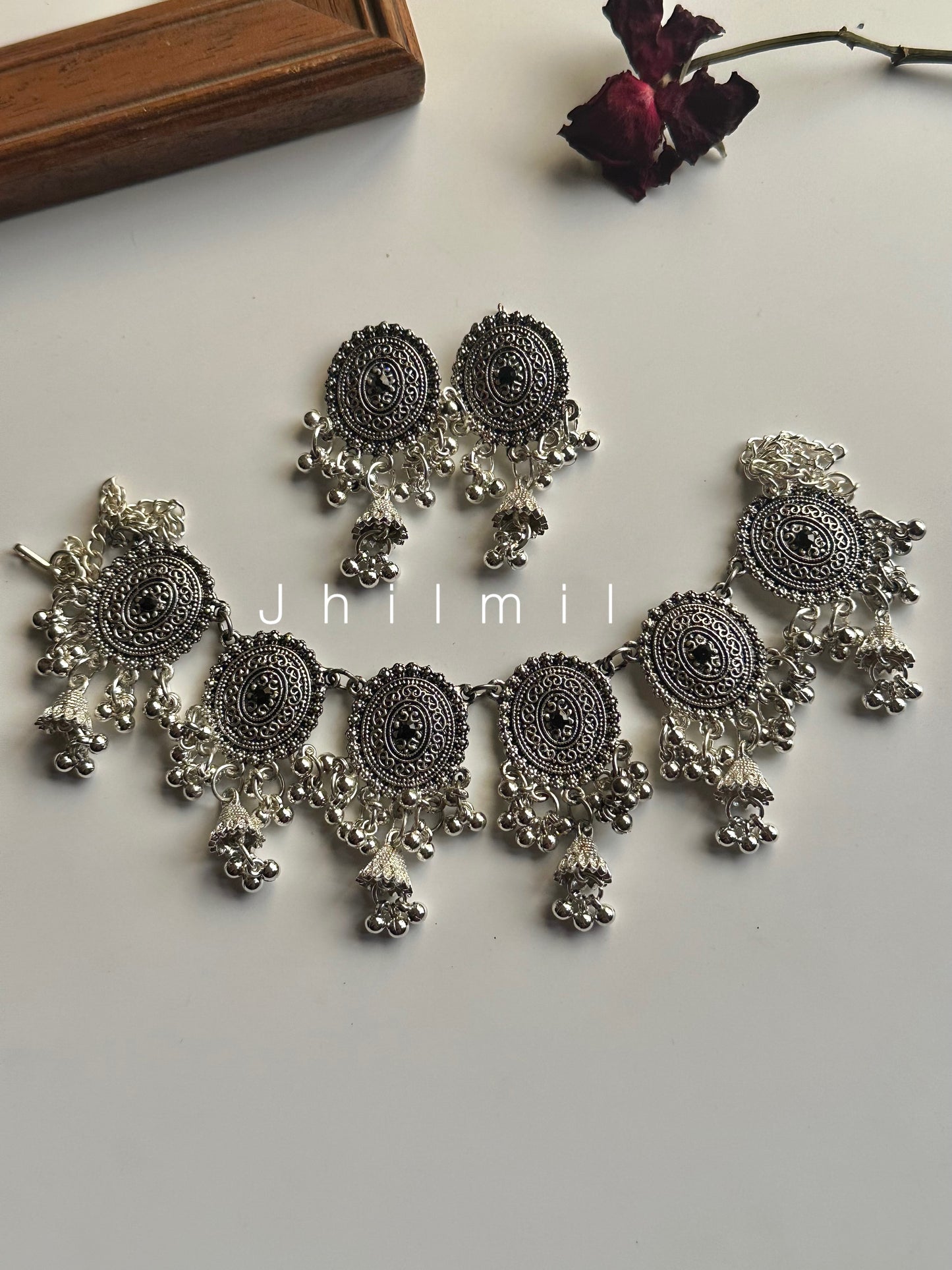 Kavya Choker Set