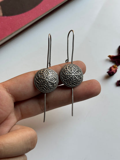 Round Pin Earcuff