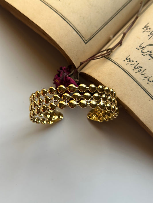 Golden Sequence Handcuff