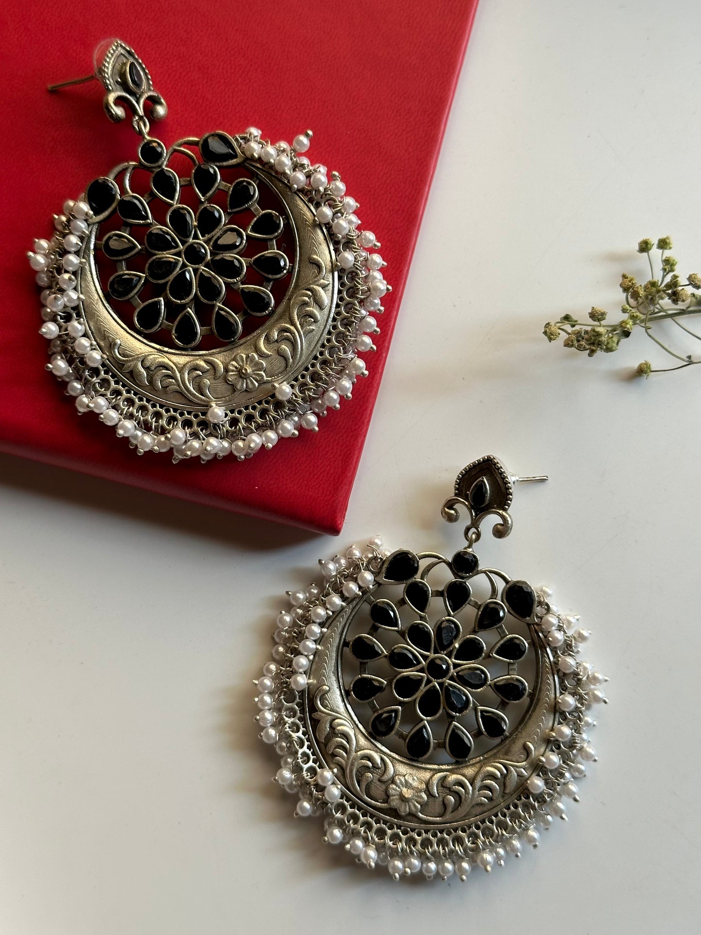 Mah-e-Noor Earrings