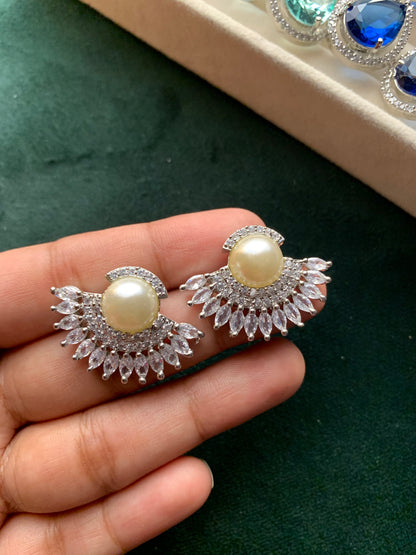 Pankhi Studs