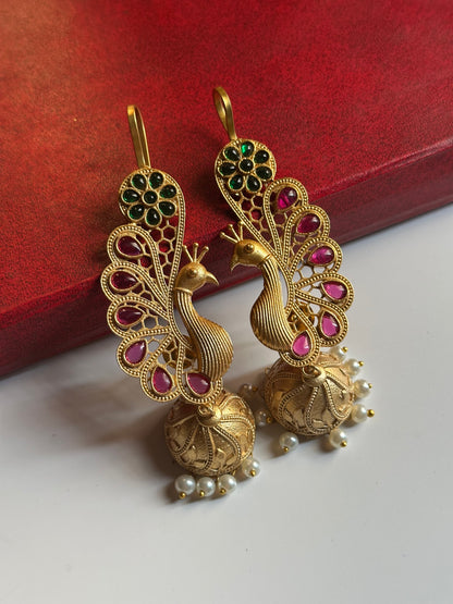Golden Morni Earcuff