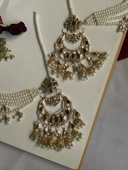 Kundan Chand Sahara Earrings