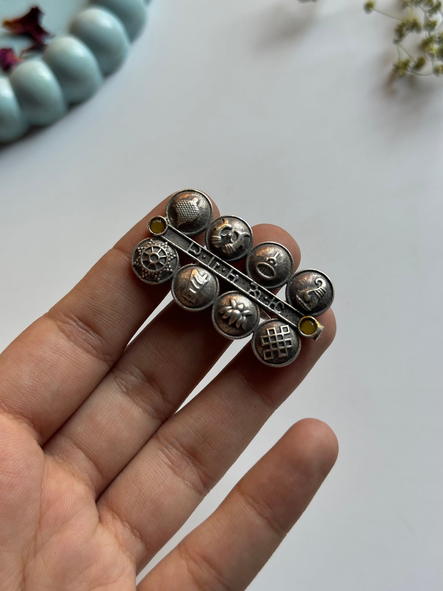 Motif Ring