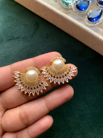 Pankhi Studs
