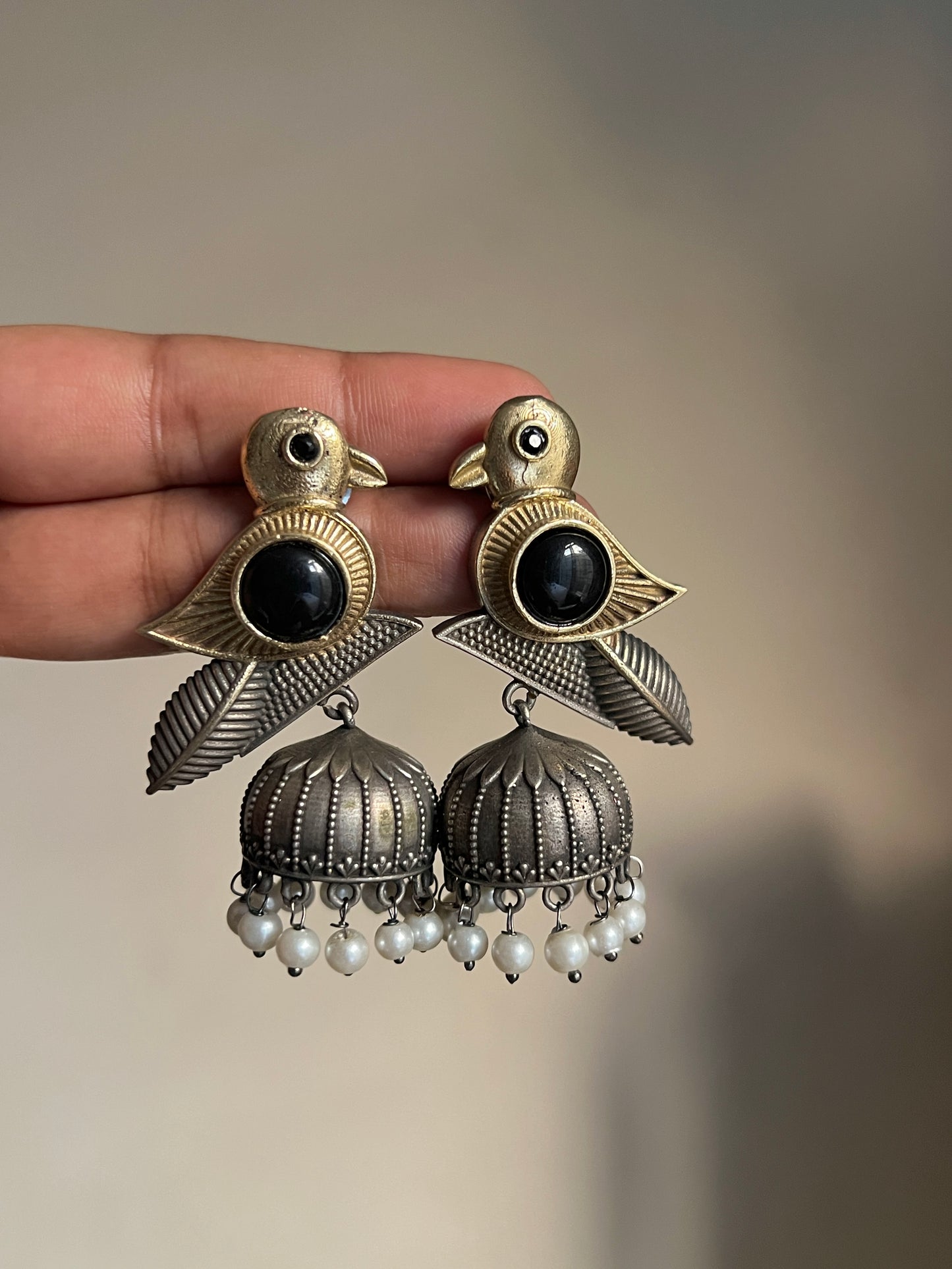 Kabootar Dual Tone Jhumki