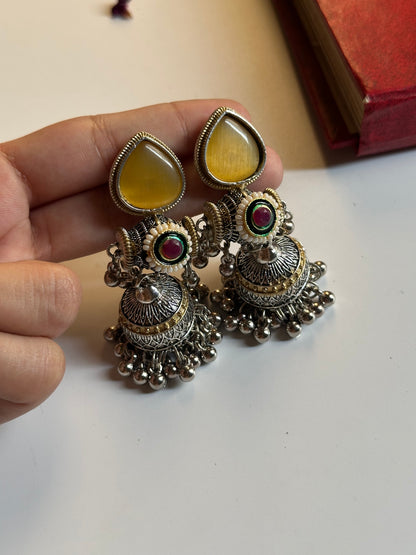 Rekha Jhumka