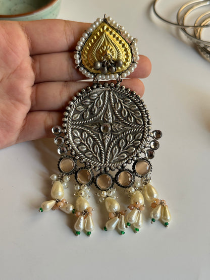 Pareeshay Earrings