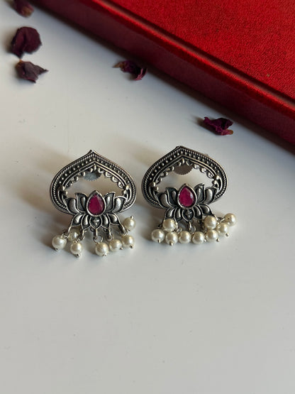Lotus Paan Studs
