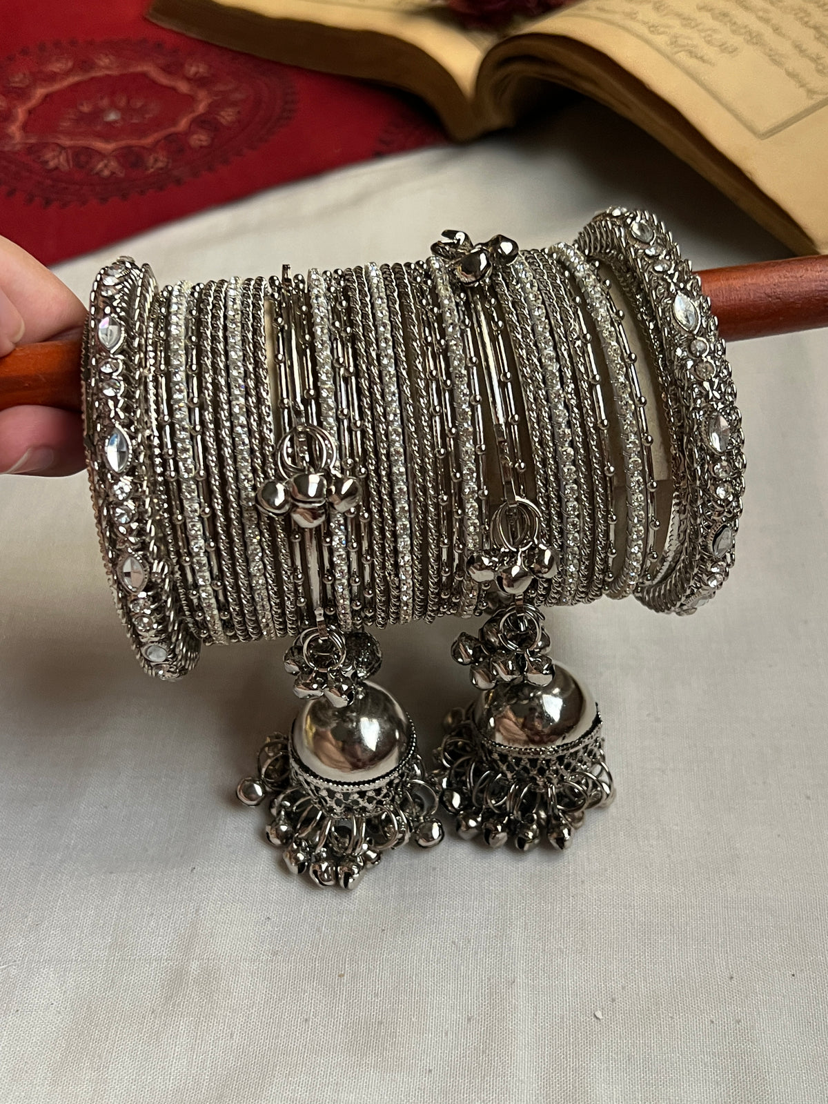 Sajni Bangles Set