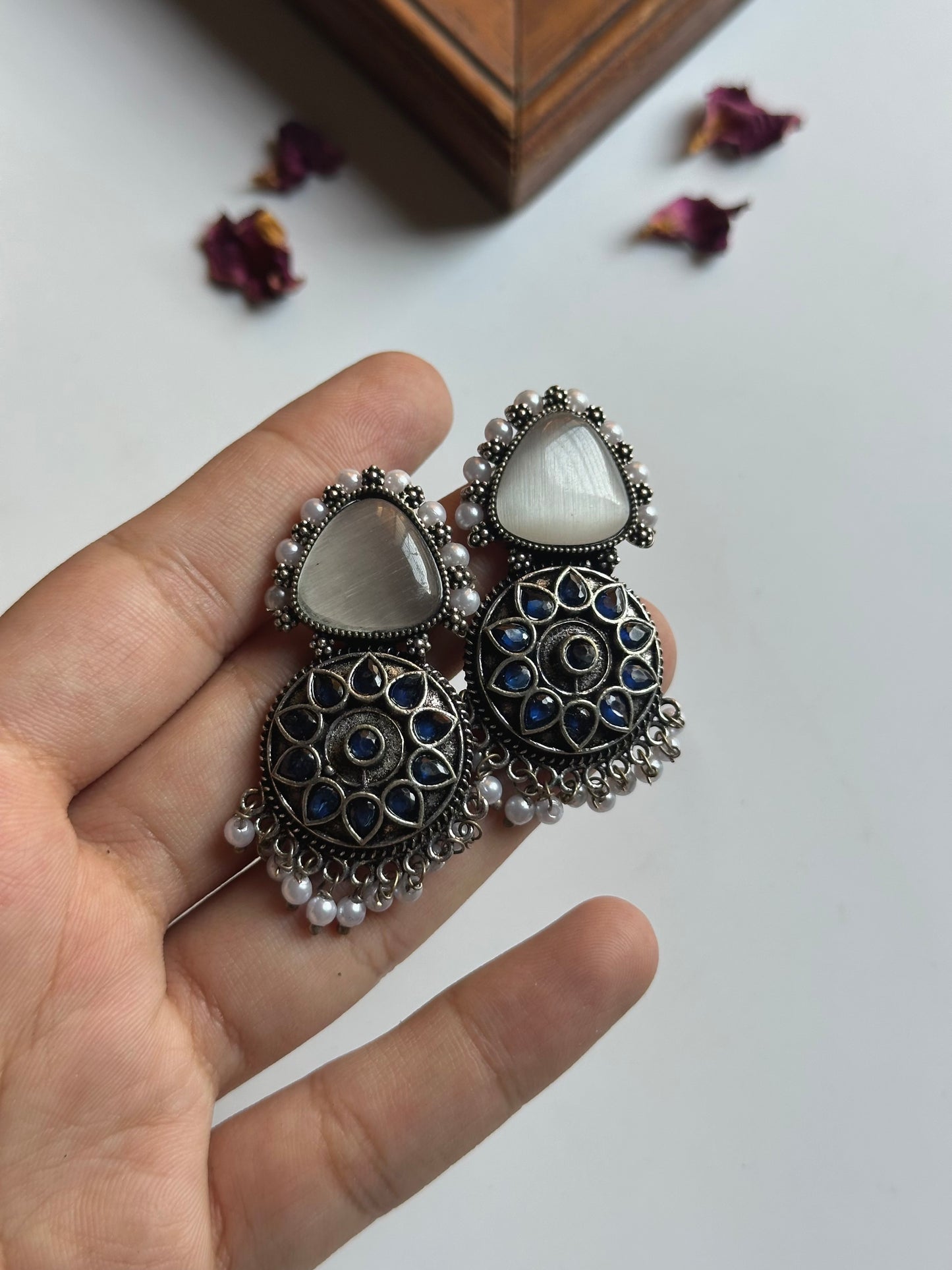 Gulbano Ear candy