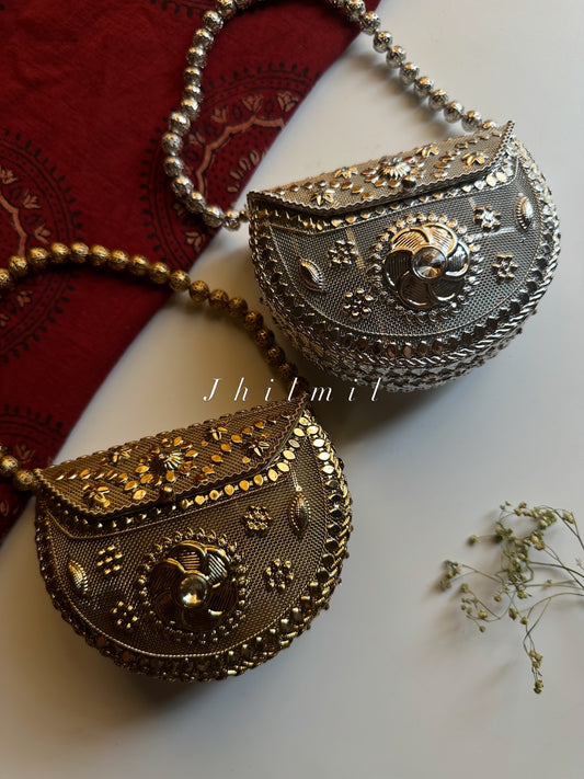Handmade Festive Clutch Design 5